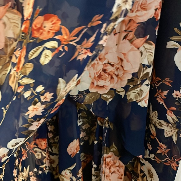 Lulus high low dress - size small - Picture 4 of 7